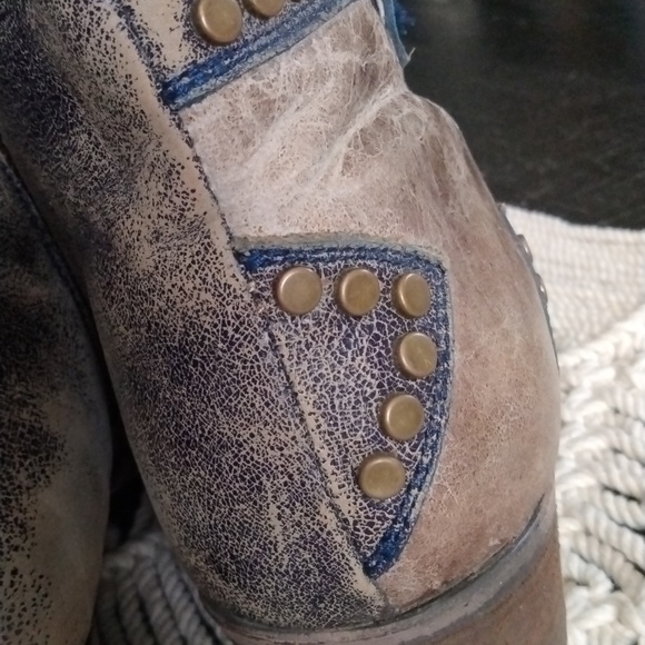 CIRCLE G COWGIRL ANKLE BOOTS - Picture 6 of 8